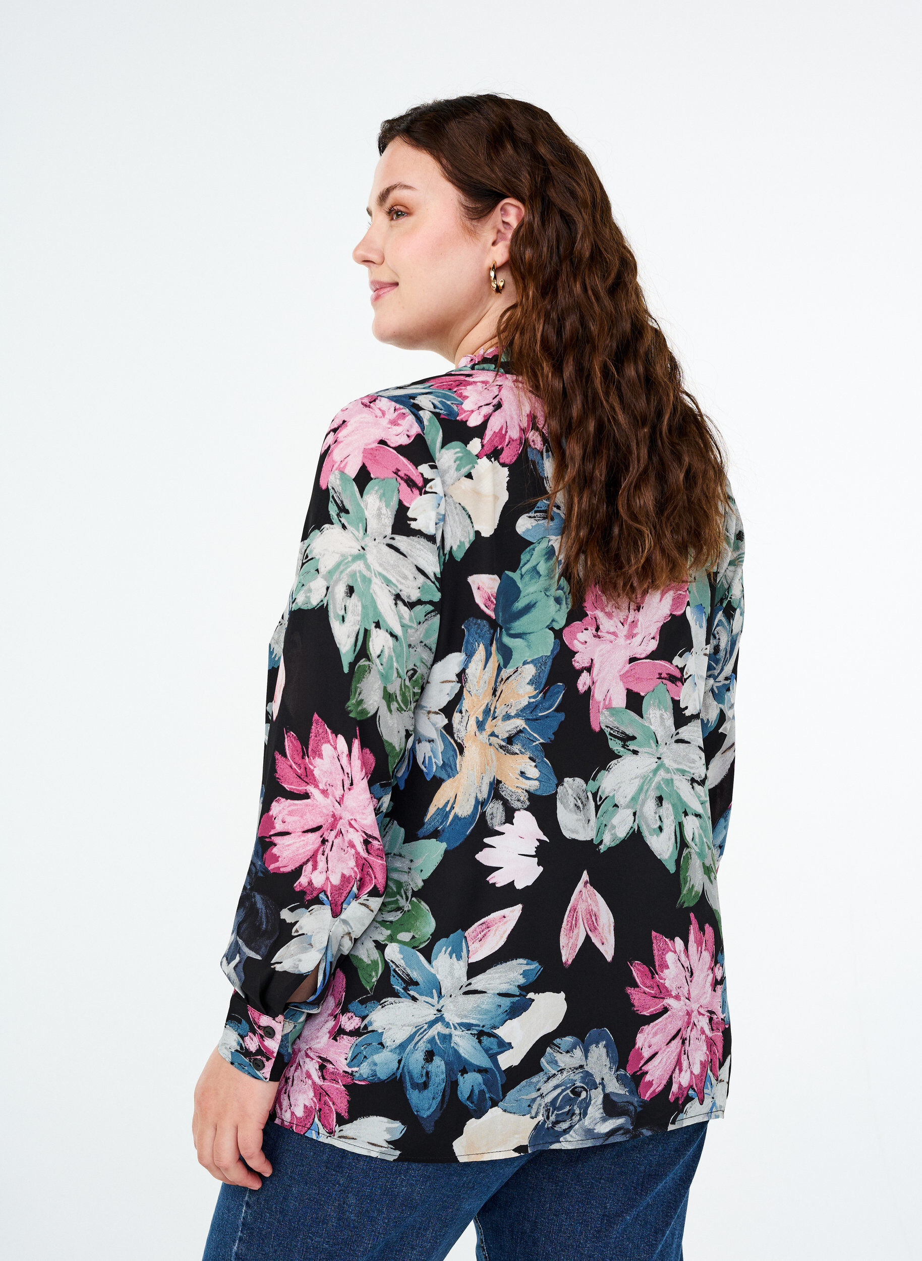 Zizzi Langermet bluse med blomstertrykk, Rose Flower AOP, Model image number 1