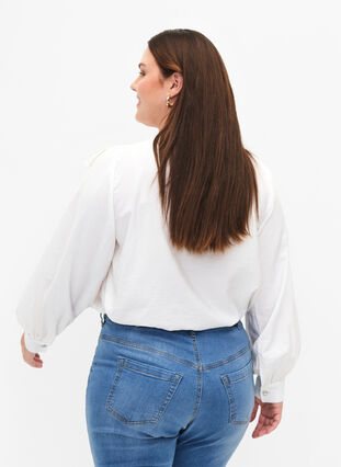 Zizzi Skjortebluse i viskose med volanger, Bright White, Model image number 1