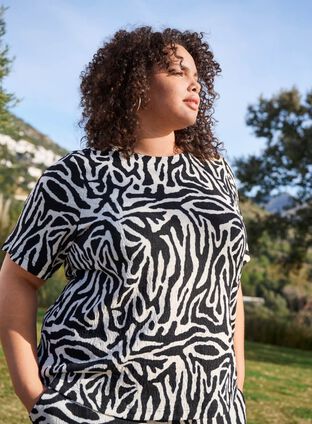 Zizzi Zebra-sett, , Model