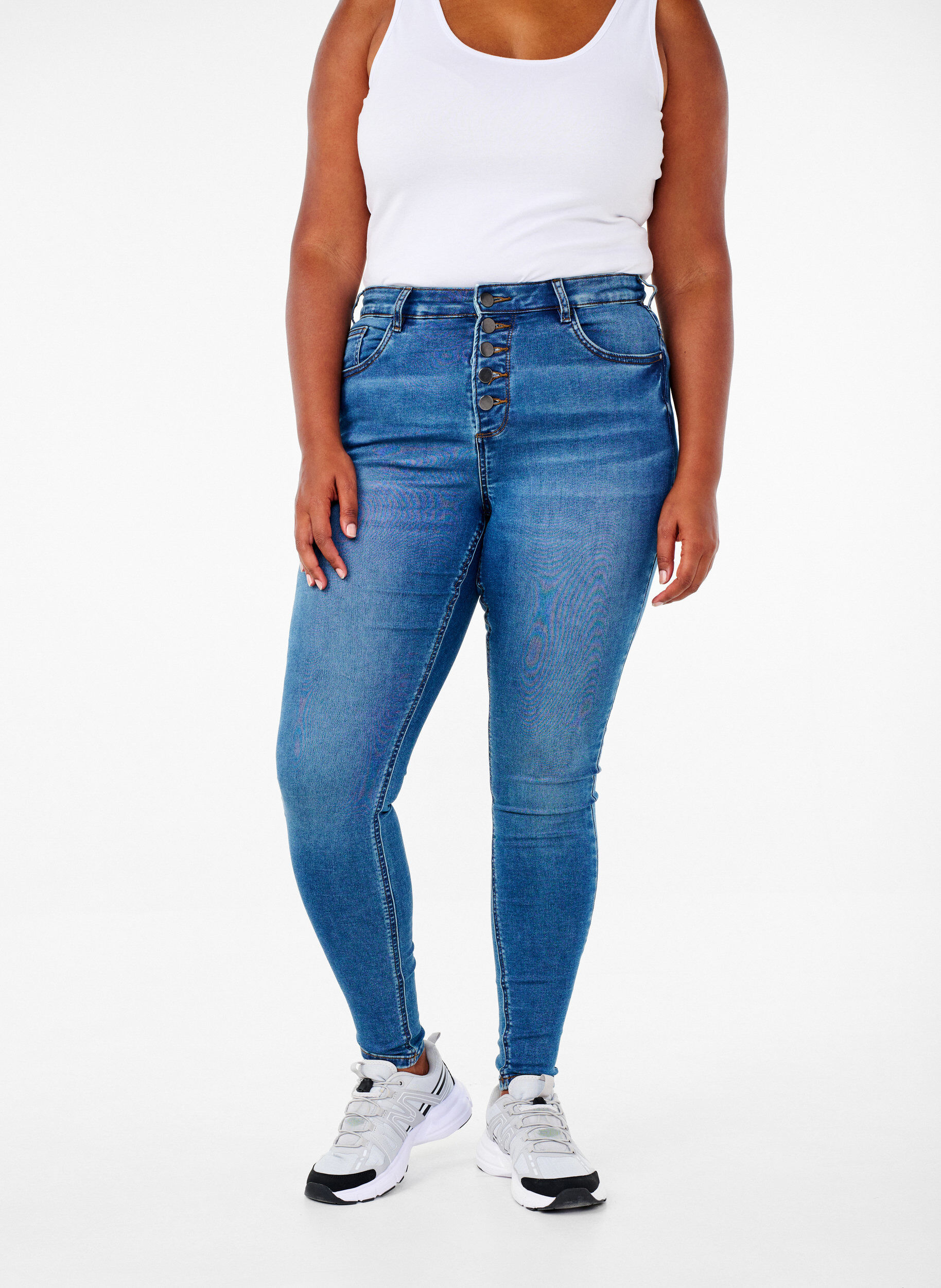 Zizzi Amy-jeans med h&oslash;yt liv og knappelukking, Blue Denim, Model image number 2