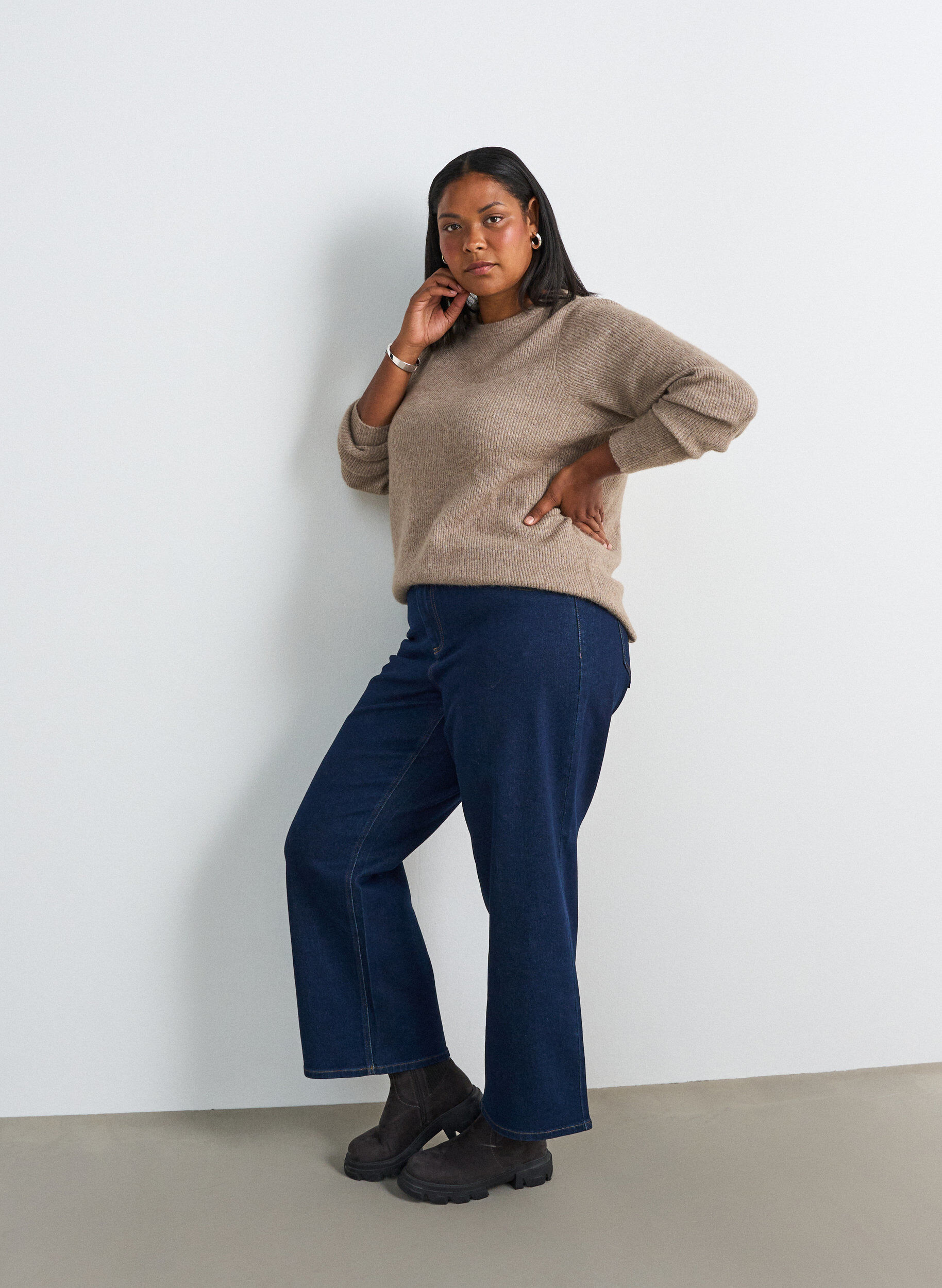 ZizziMelert strikkebluse med rund hals, Beige, Model image number 1