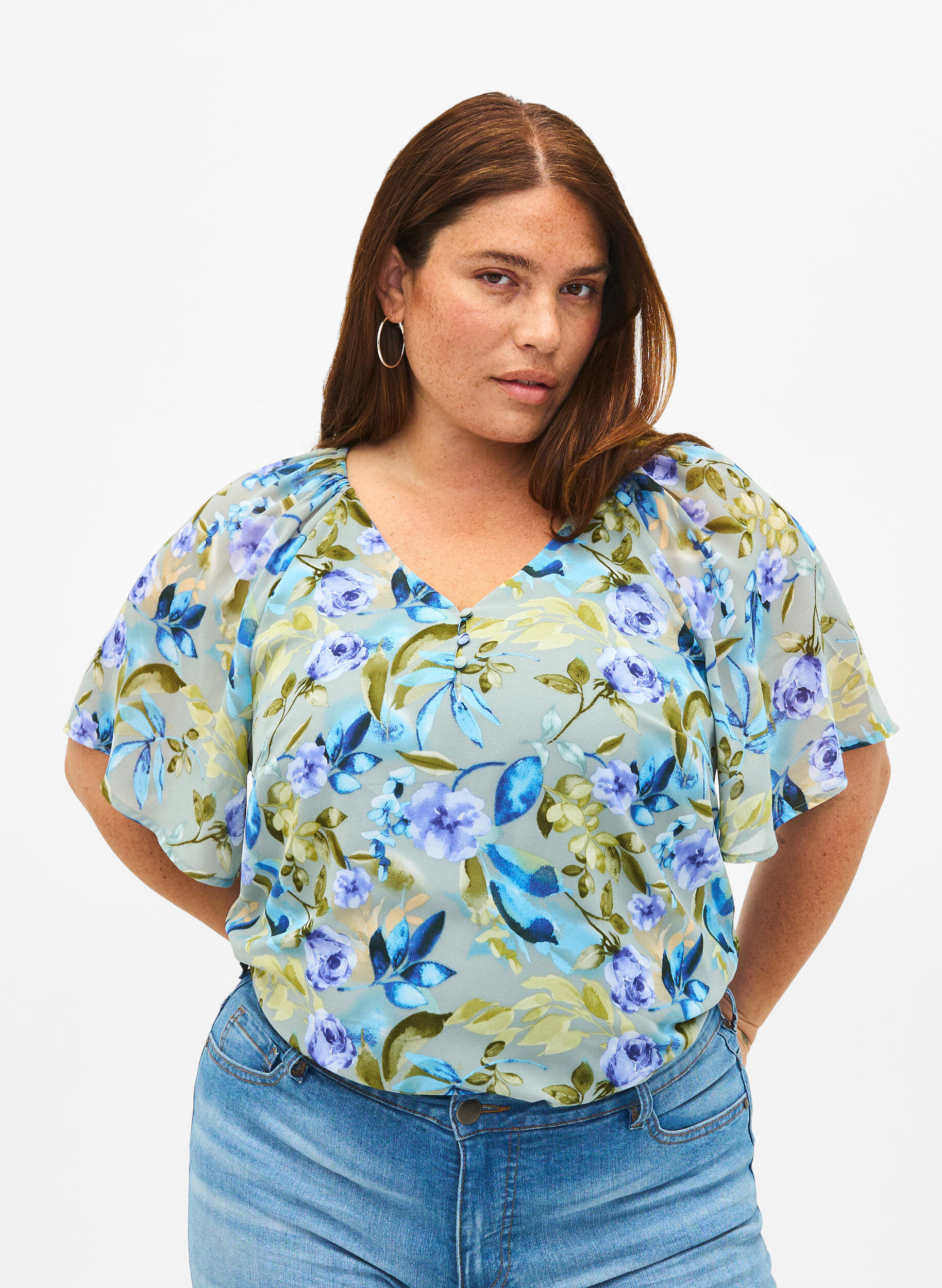 Zizzi Blomstret festbluse med korte ermer, Wrought Iron AOP, Model image number 0