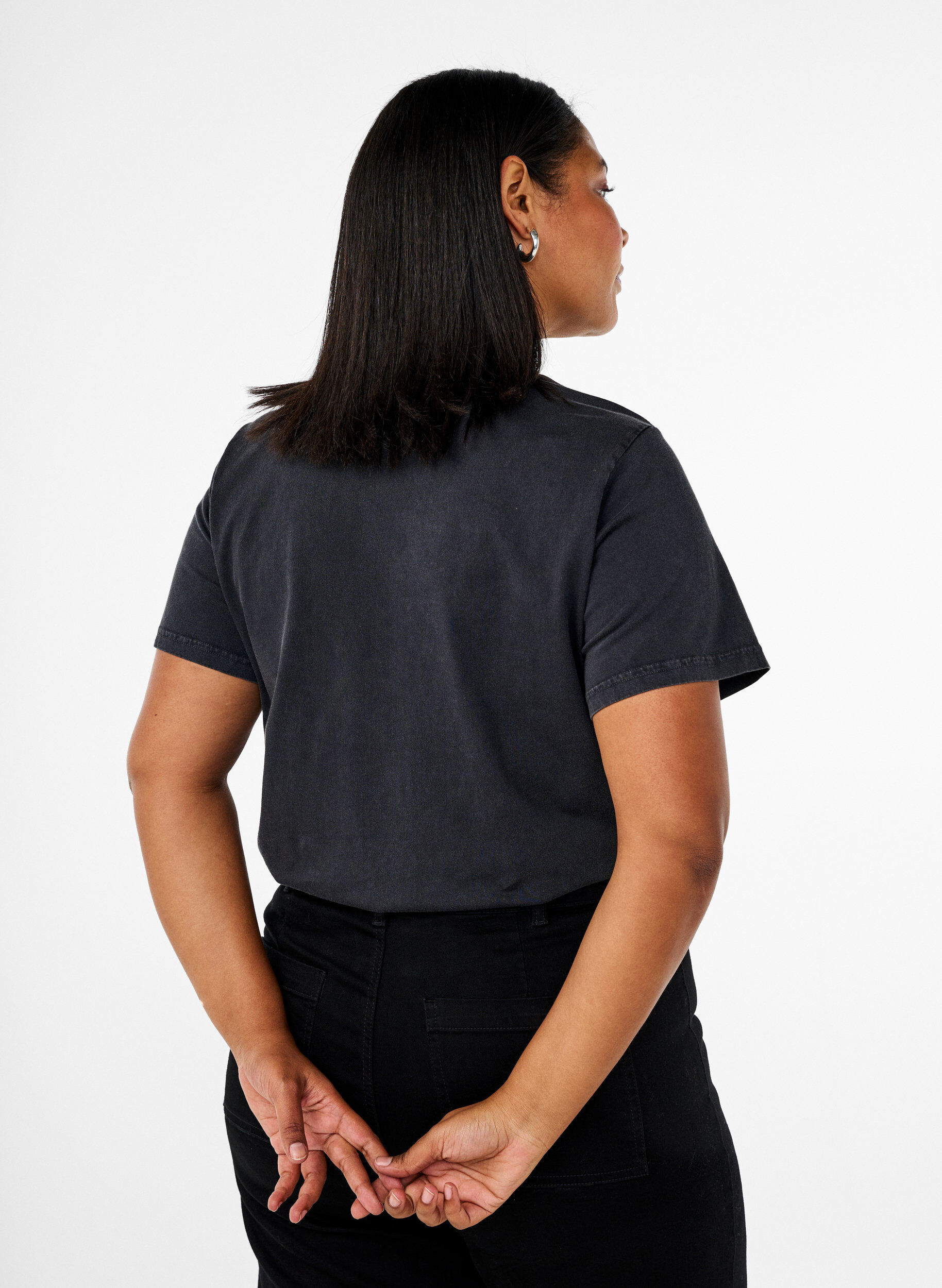 Zizzi T-skjorte i organisk bomull med grafisk trykk, Gr&aring;, Model image number 2