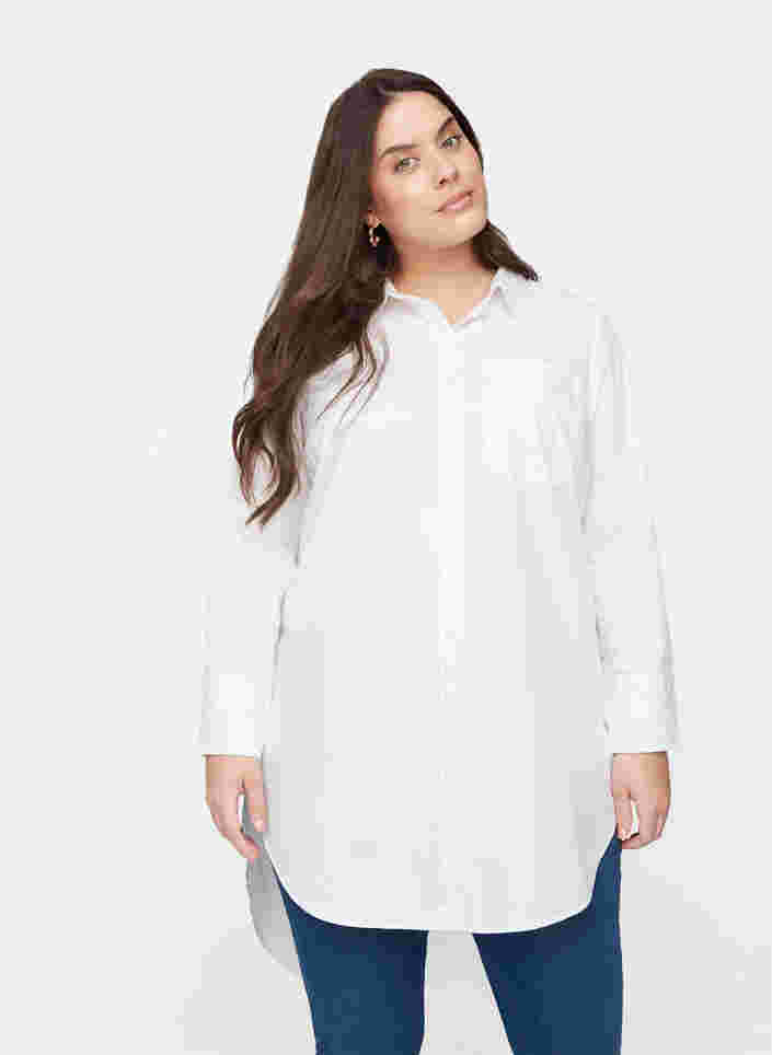 Lang bomullsskjorte med lomme på brystet, White, Model image number 0