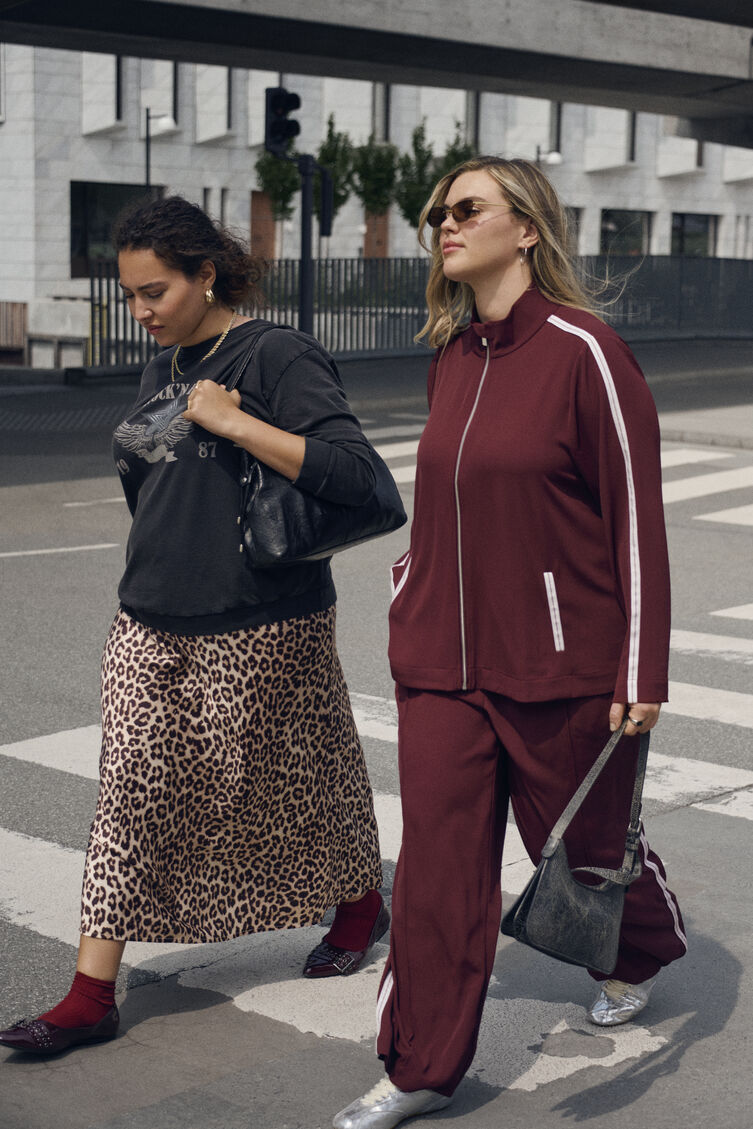 Leopardskjørt og matchende sett, , Model
