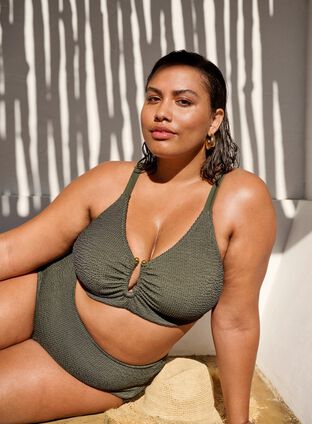 Zizzi Bikini med tekstur og elegante detaljer, , Model