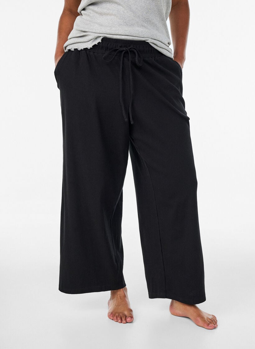 Ribbede pyjamabukser med rette ben, Svart, Model image number 1