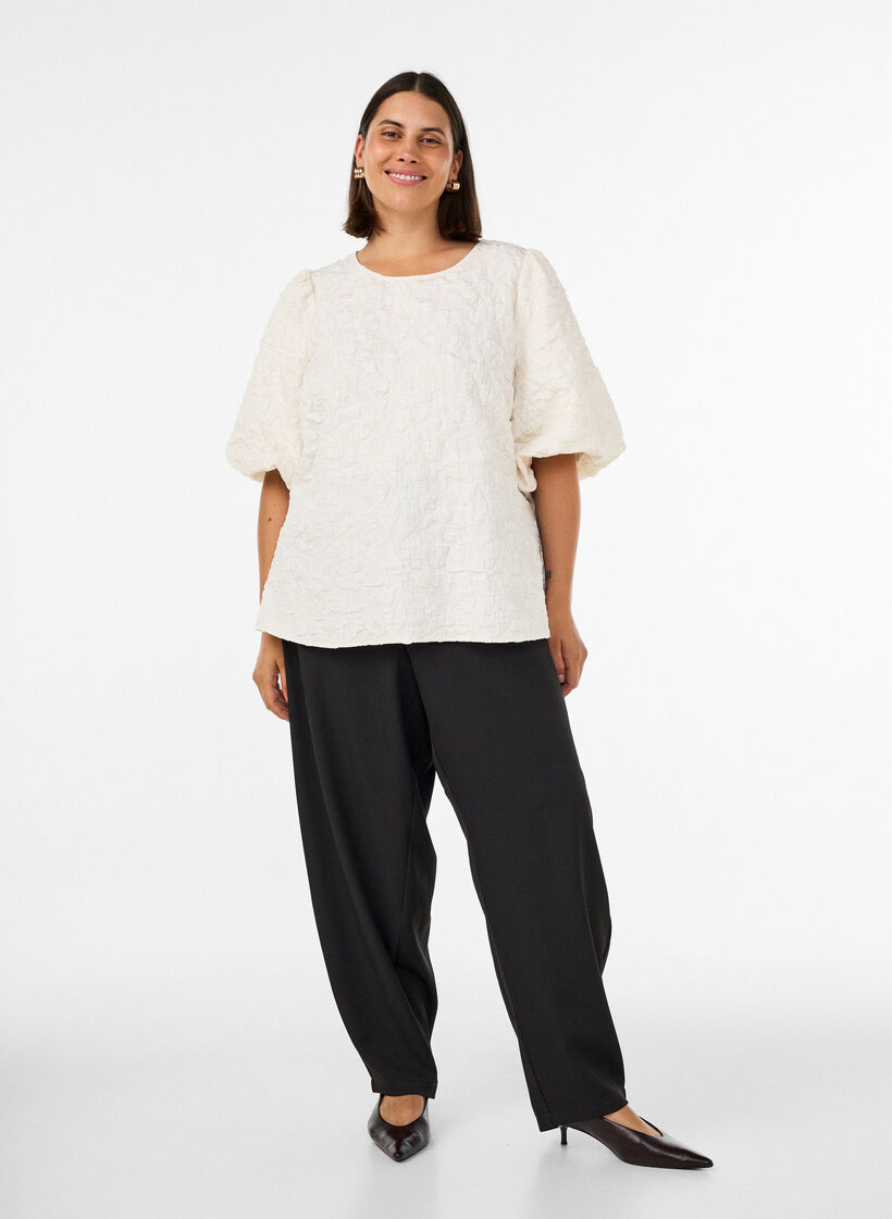 Jacquard bluse med puffermer og A-linjeform, Vanilje, Model image number 1