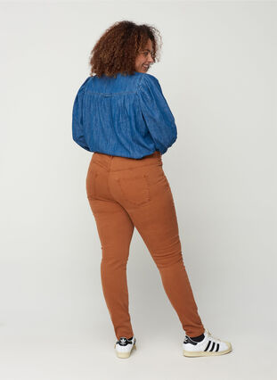 Super slim Amy jeans med høyt liv, Brown ASS, Model image number 0