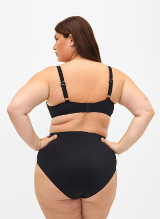 Zizzi Bikini-BH med bøyle og rynkedetaljer, Black, Model image number 1
