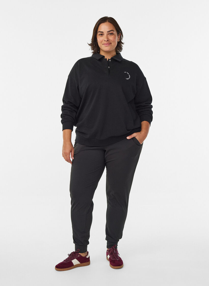 Sporty genser med krage, Black, Model