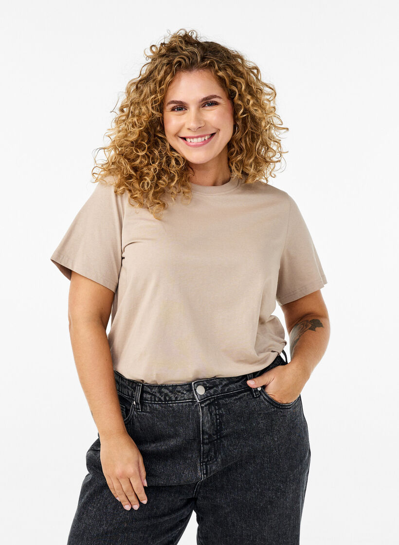 Basic T-skjorte i bomull med rund hals, Beige, Model image number 0