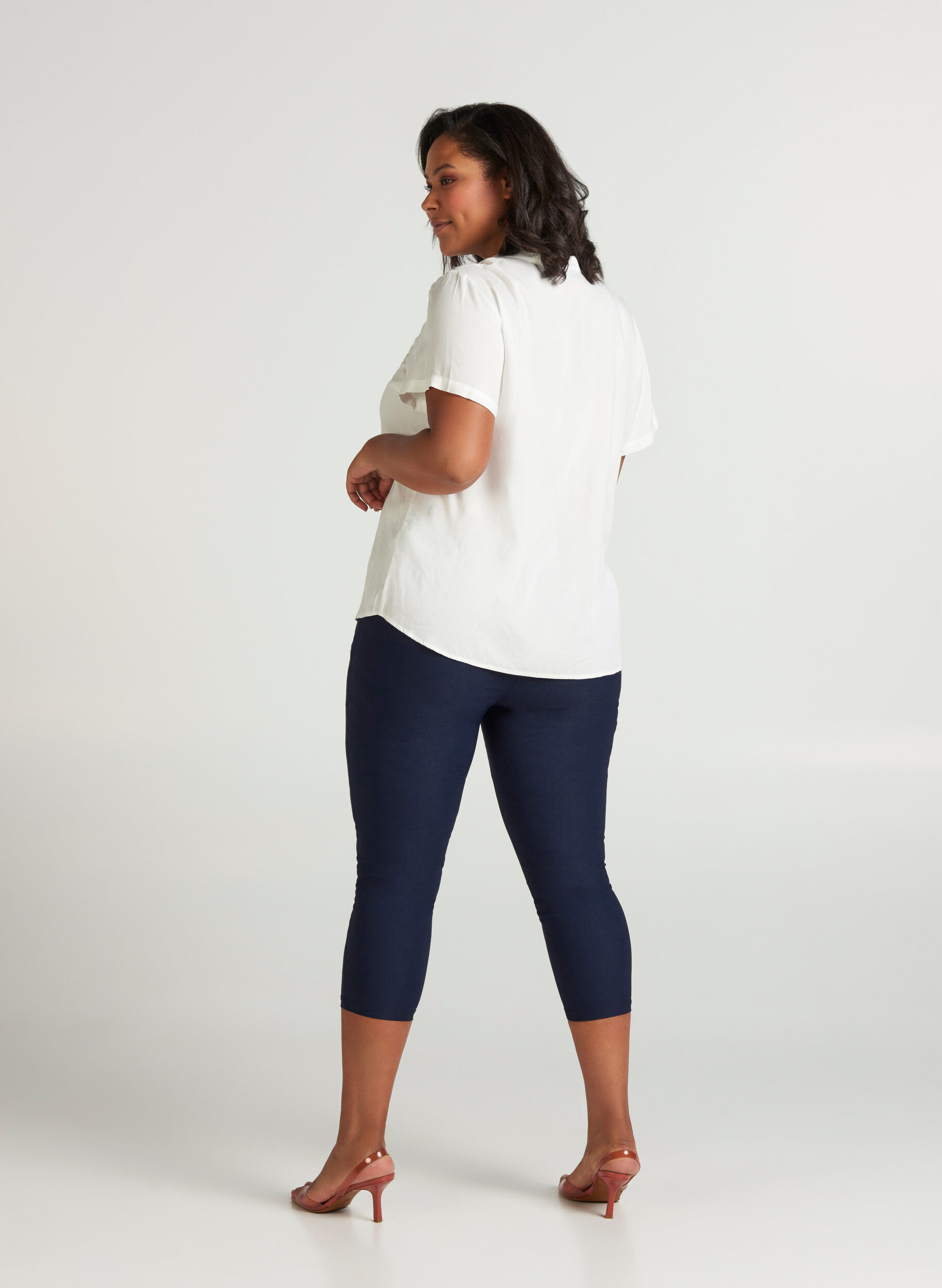 Zizzi Tettsittende 3/4-bukser med glidel&aring;s, Night Sky, Model image number 1