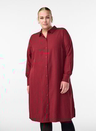 Zizzi Lang stripet skjorte med knappedetalj bak, Rød, Model image number 0