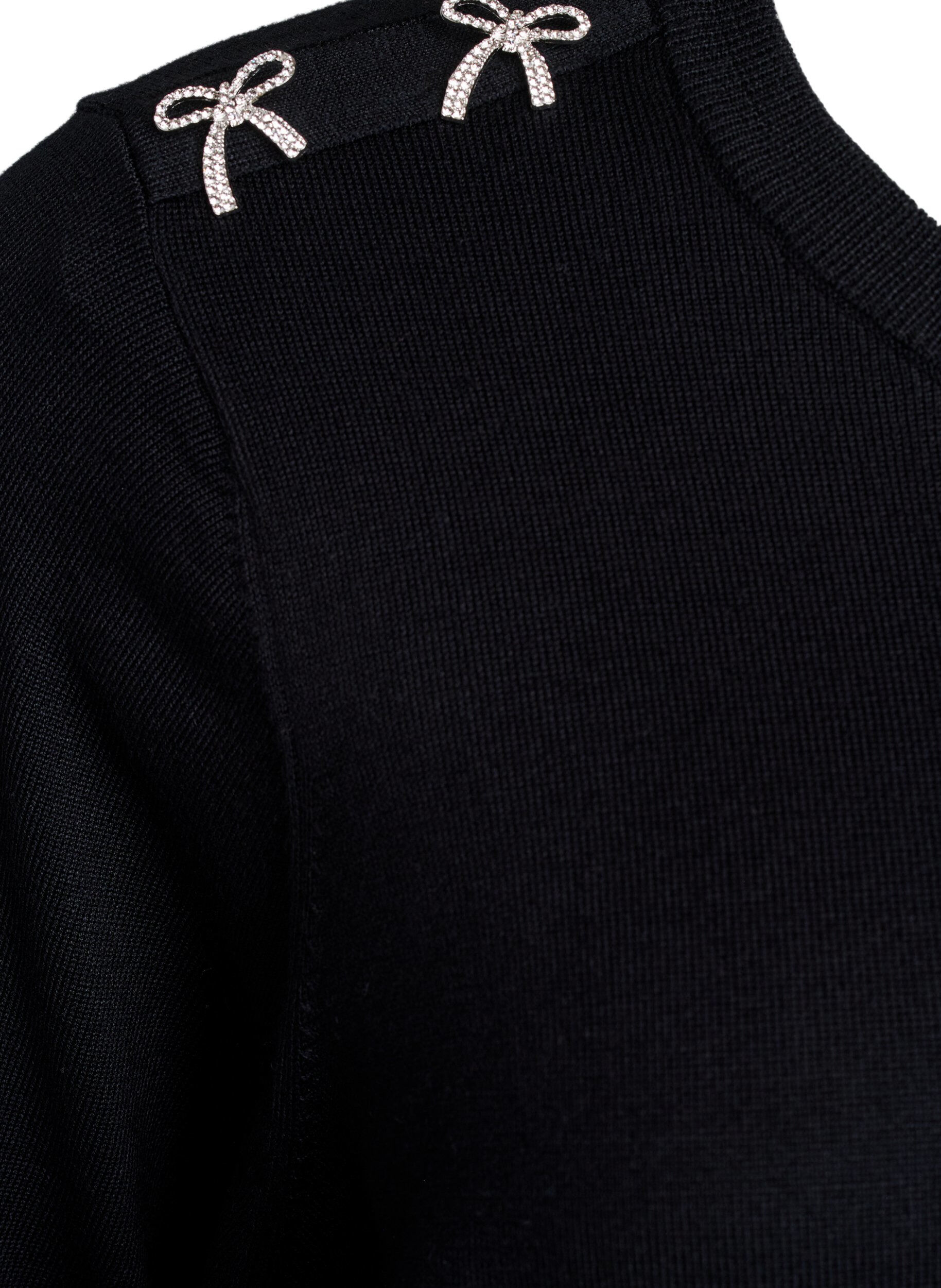 Zizzi Strikket bluse med korte ermer og sm&aring; sl&oslash;yfer, Svart, Packshot image number 3