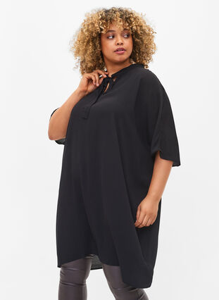Kortermet bluse i viskoe med knytedetaljer, Black, Model image number 0