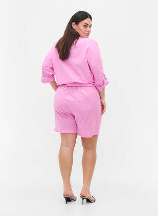 Løs shorts i bomullsblanding med lin, Begonia Pink, Model image number 0