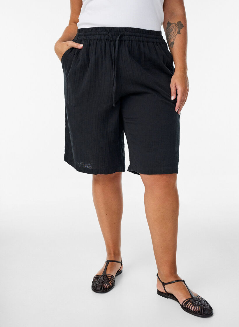 Loose fit bomullsmusselinshorts med h&oslash;y midje, Svart, Model image number 3