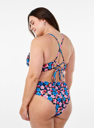 Zizzi Blomstret bikinioverdel med knyting på ryggen, Rosa, Model image number 2
