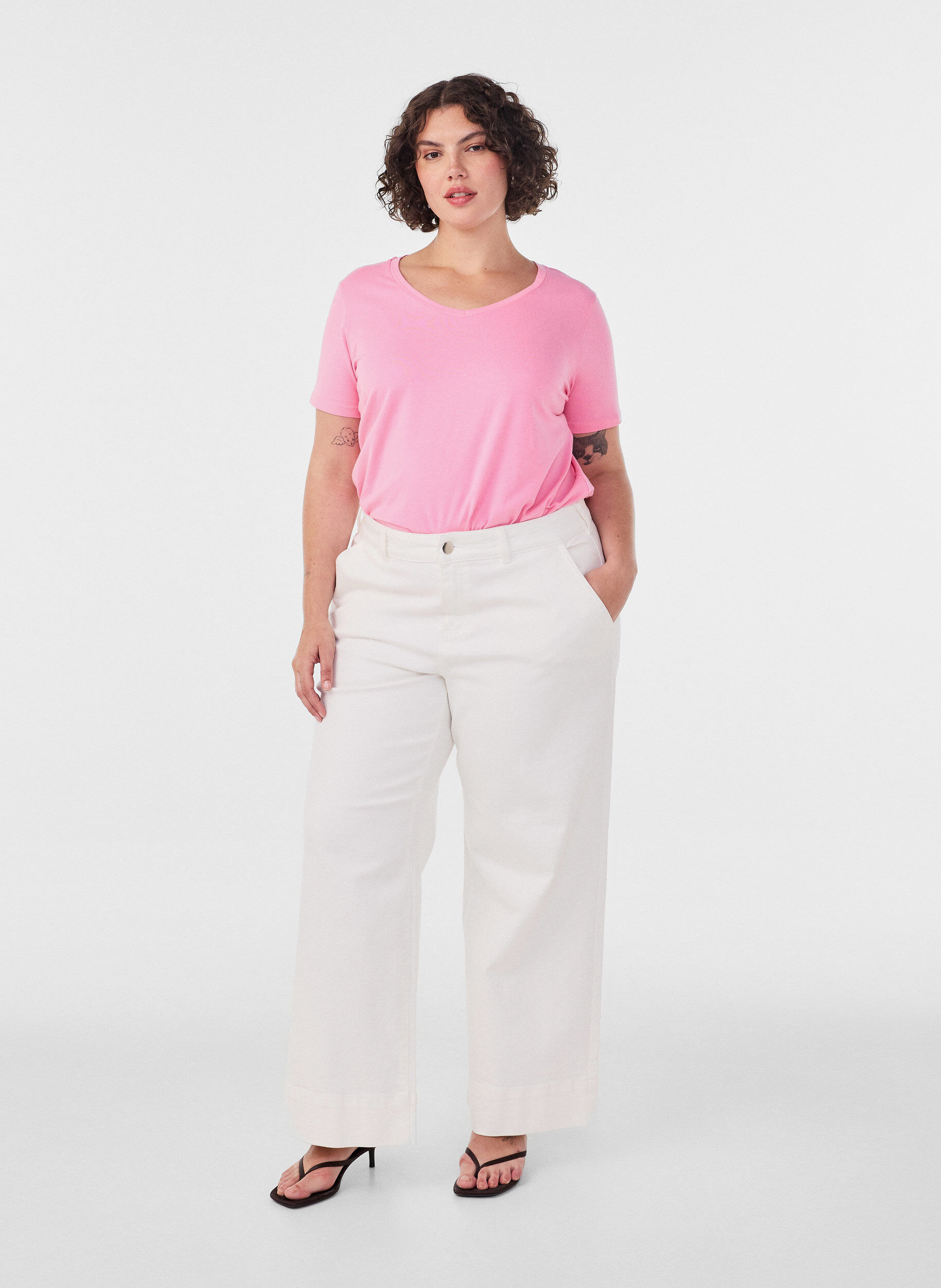 ZizziEnsfarget basis T-skjorte i bomull, Rosa, Model image number 1