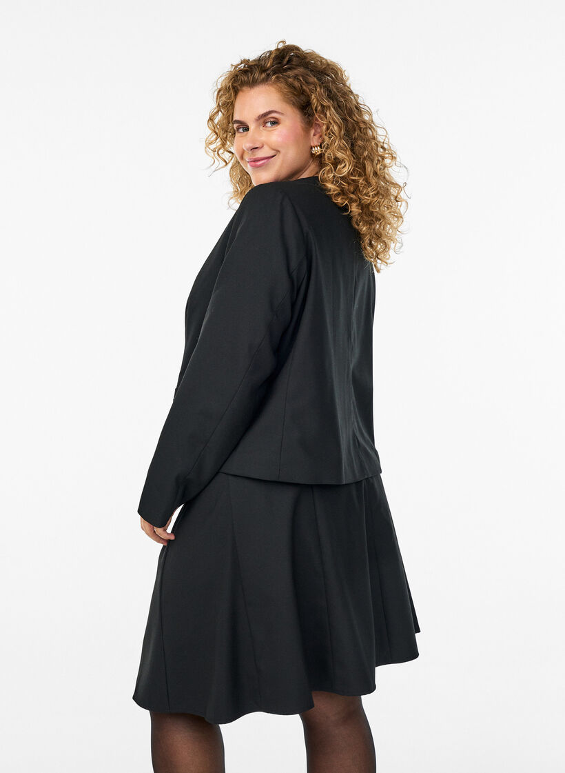 Kort A-line skjørt, Svart, Model image number 2