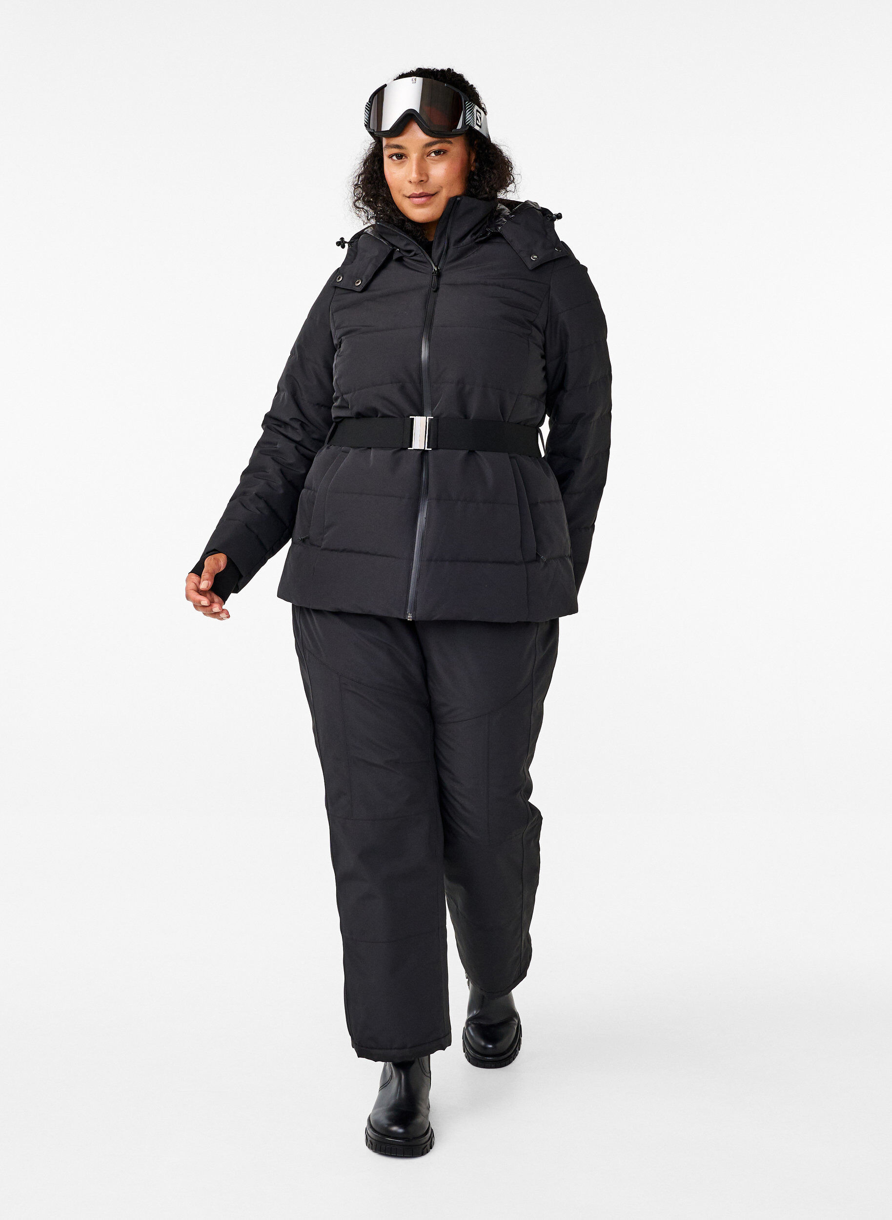 Zizzi Skijakke med hette og belte, Black, Model image number 2