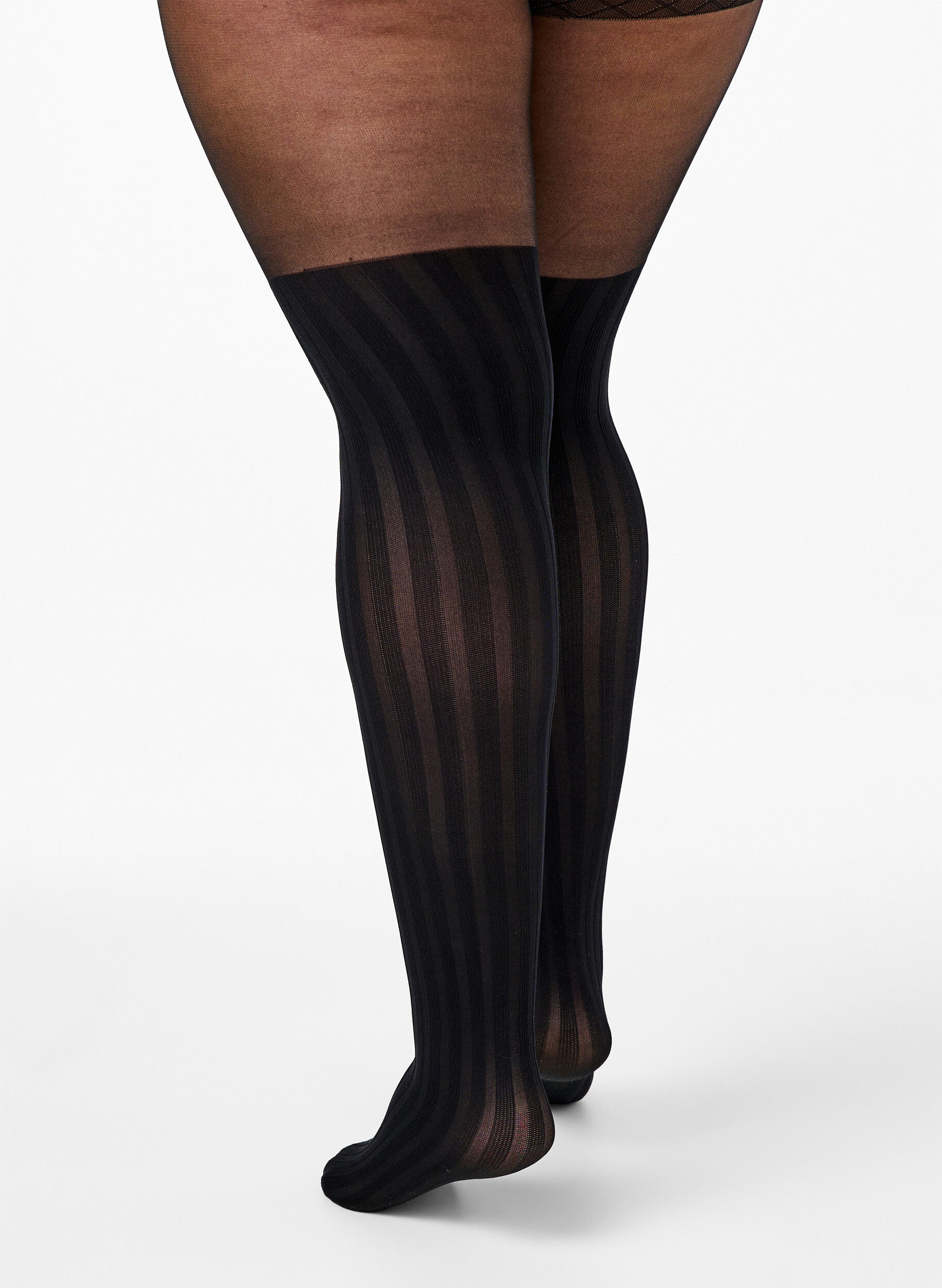 Zizzi Overknee-look str&oslash;mpebukser i 50 denier, Black, Model image number 1