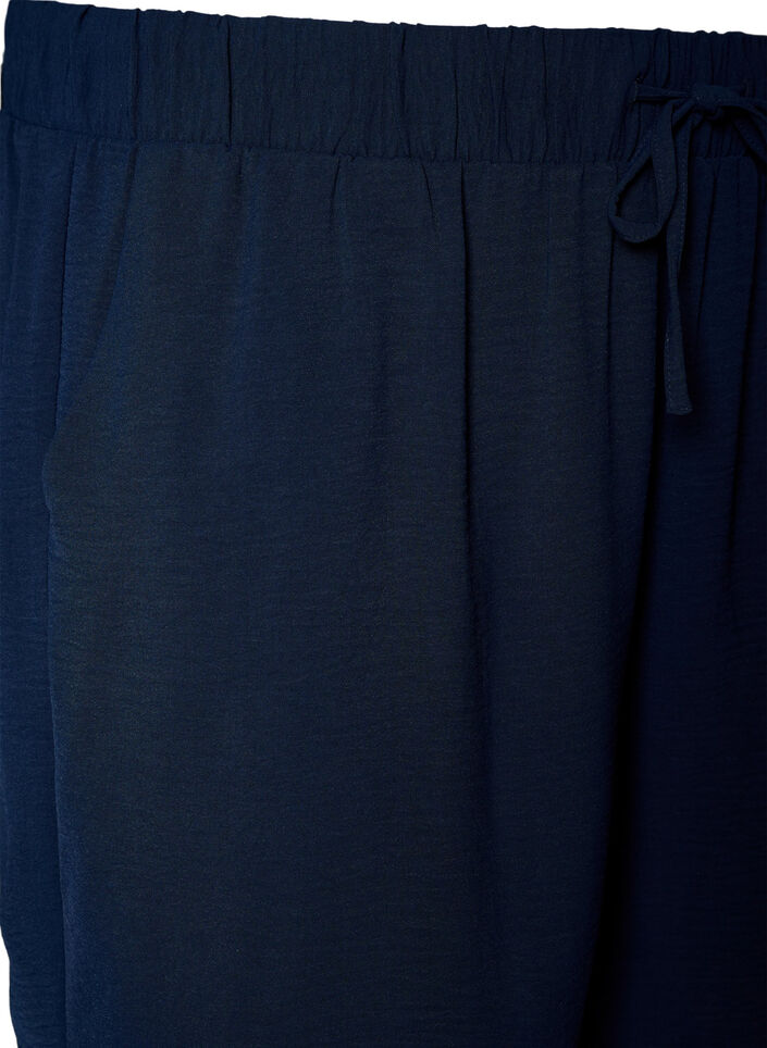 Shorts med lommer og elastisk linning, Bl&aring;, Packshot image number 2