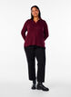 Strikkebluse med krage og flettemønster, Mørk Bordeaux, Model image number 1
