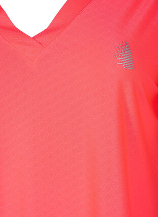 Trenings-t-skjorte med v-hals og mønster, Fyring Coral ASS, Packshot image number 2