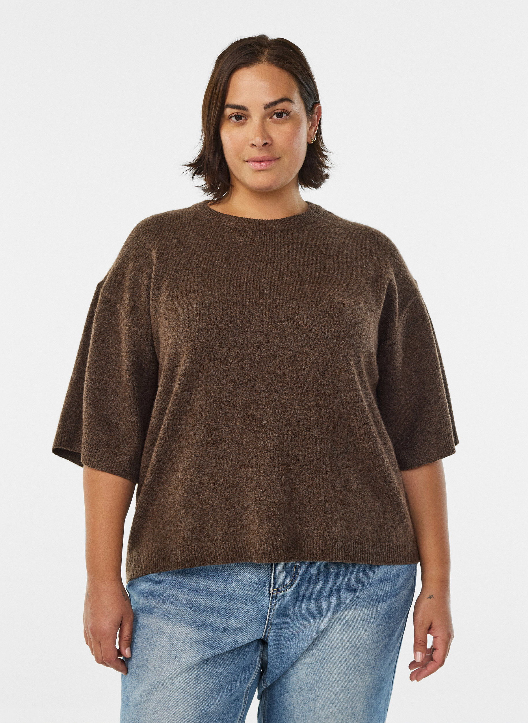 Zizzi L&oslash;s strikket bluse med korte ermer, Brun, Model image number 0