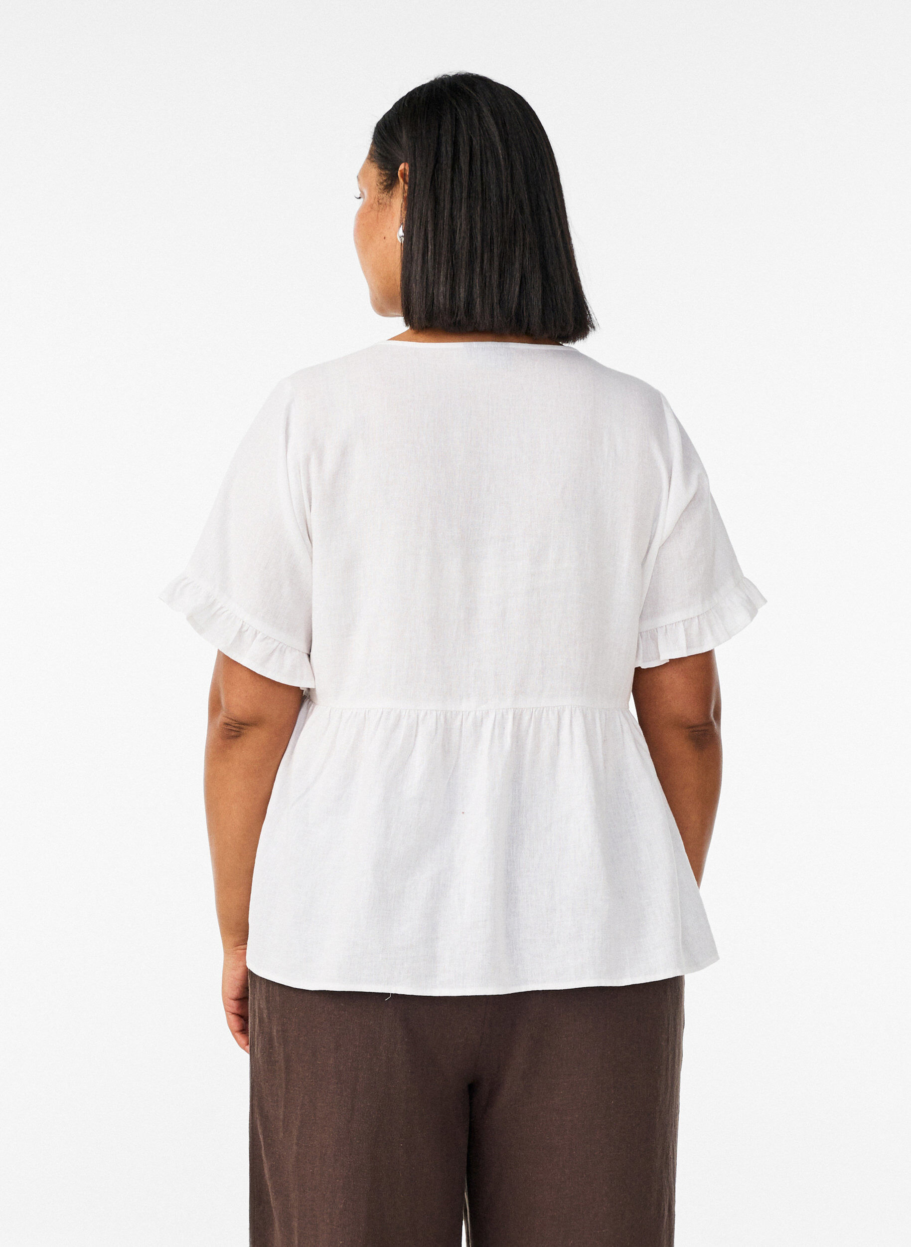 ZizziBluse i lin og viskose med V-hals og knappelukking, Hvit, Model image number 2