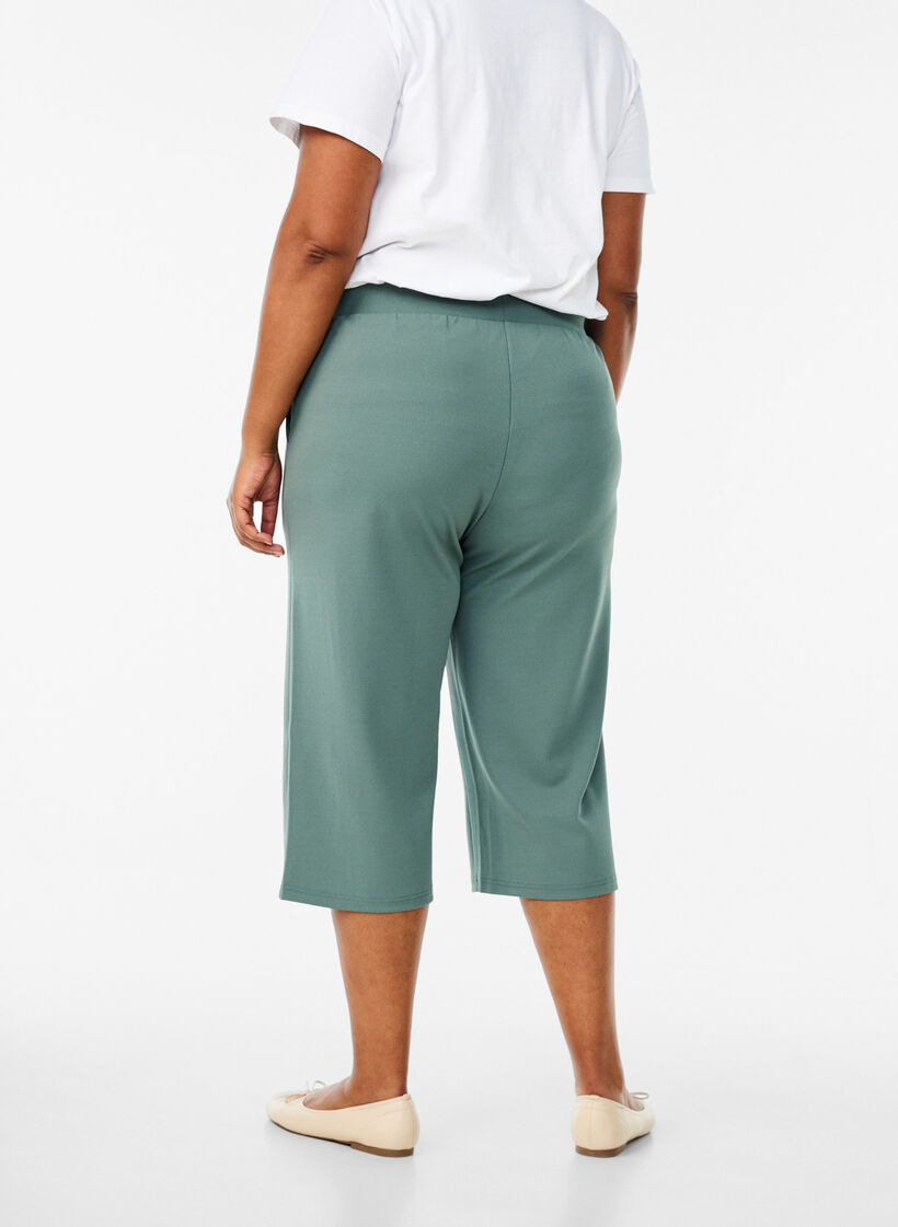 H&oslash;ytlivs knickers med l&oslash;s passform, Gr&oslash;nn, Model image number 1