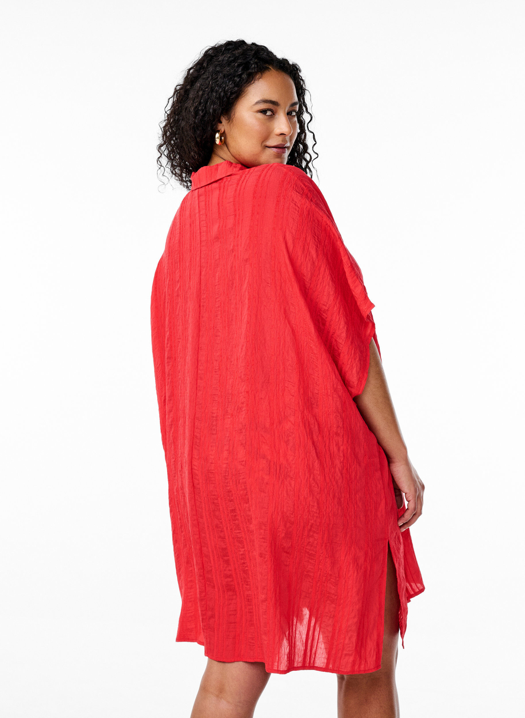 Zizzi Strandkaftan med krage og knappelukking, R&oslash;d, Model image number 2