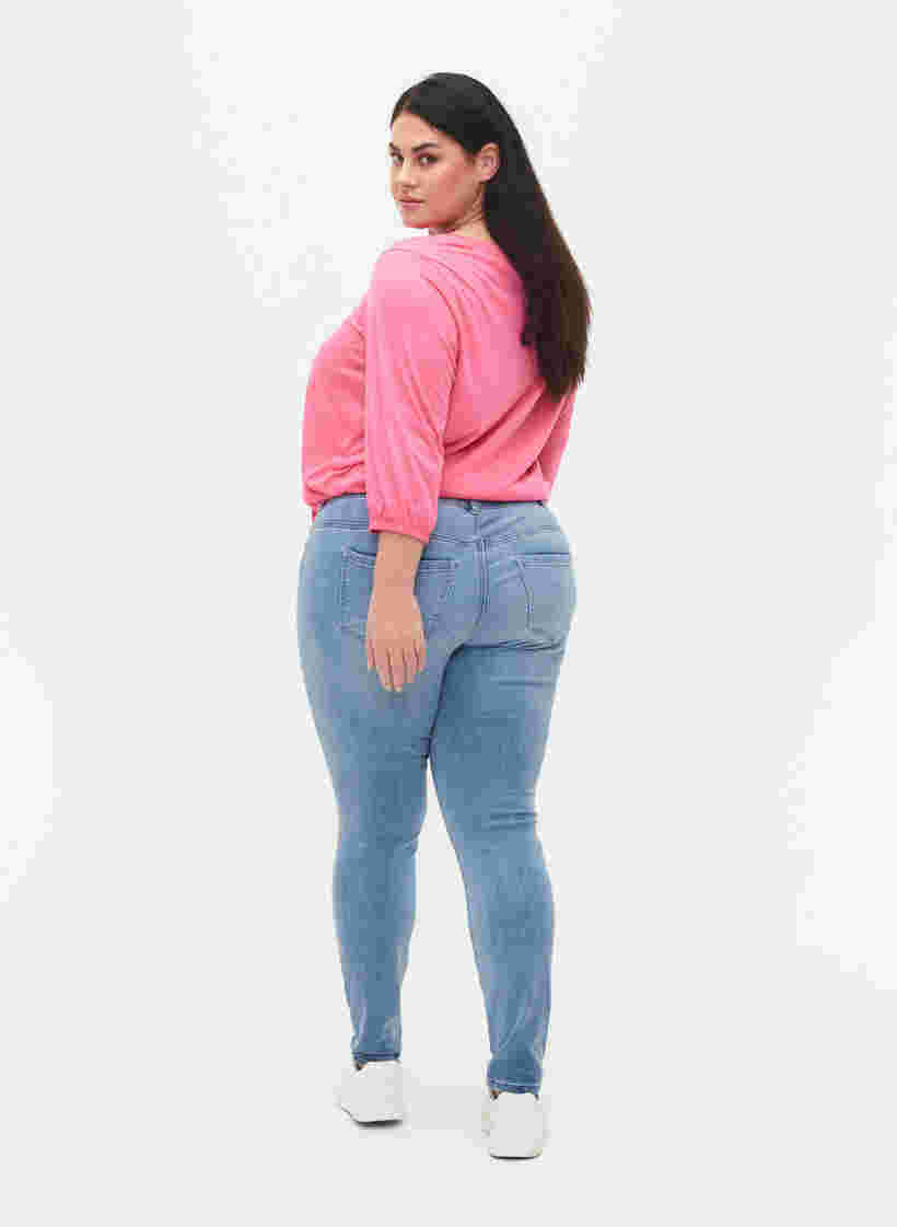Ekstra slim Sanna jeans med broderidetaljer, Light blue, Model image number 1