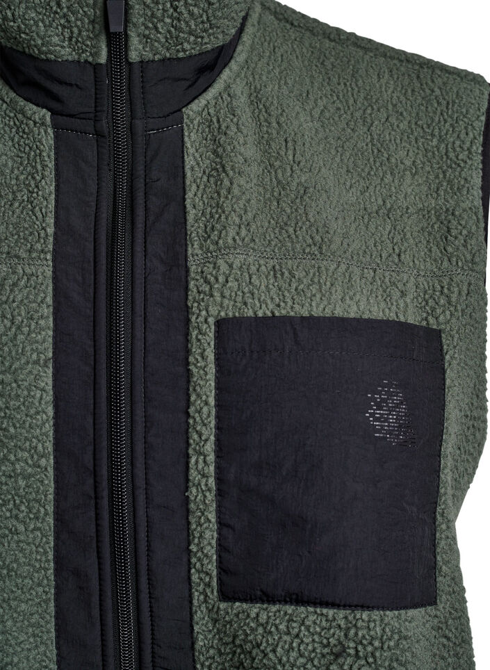 Sporty teddyvest med lommer, Thyme, Packshot image number 2