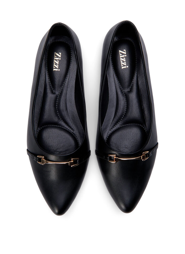 Ballerina med bred passform og gullfarget spenne, Black, Packshot image number 2