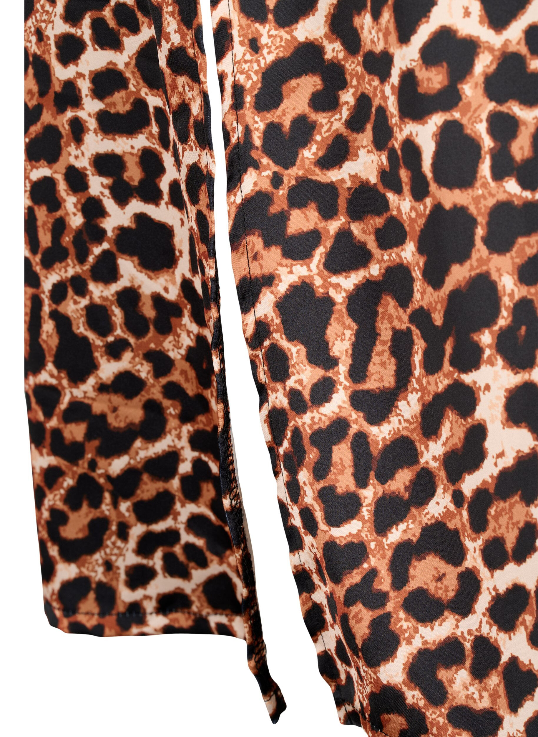 Zizzi Skj&oslash;rt med leopardtrykk og splitter, Leopard AOP, Packshot image number 3