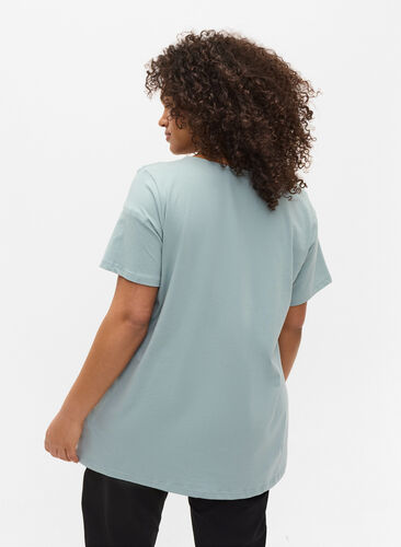 Kortermet T-skjorte med blondedetaljer, Silver Blue, Model image number 1