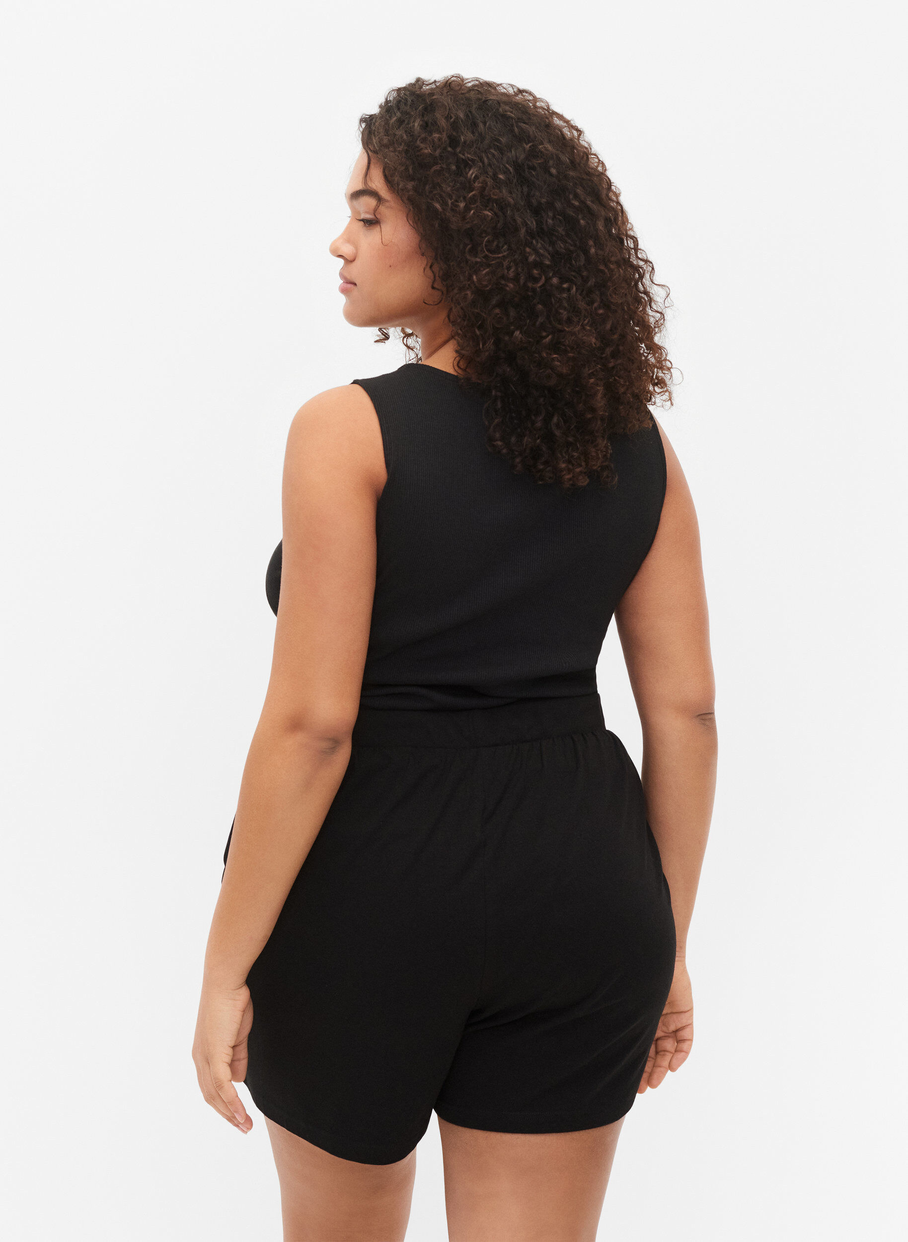 Zizzi L&oslash;se shorts i en bomullsmiks, Svart, Model image number 2