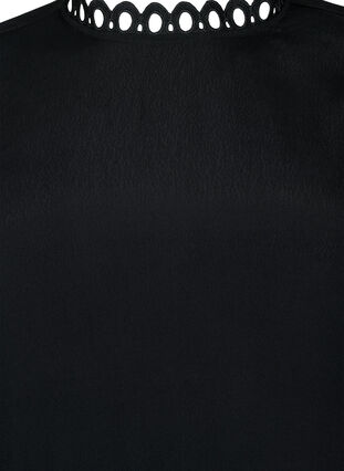 Kjole i viskose med crochet ermer, Black, Packshot image number 2
