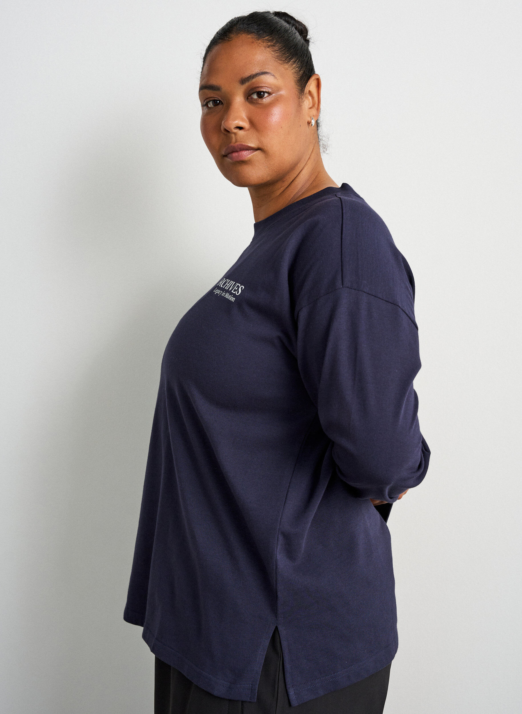 ZizziLangermet jerseybluse med teksttrykk, Bl&aring;, Model image number 3
