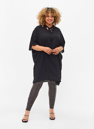 Kortermet bluse i viskoe med knytedetaljer, Black, Model image number 2