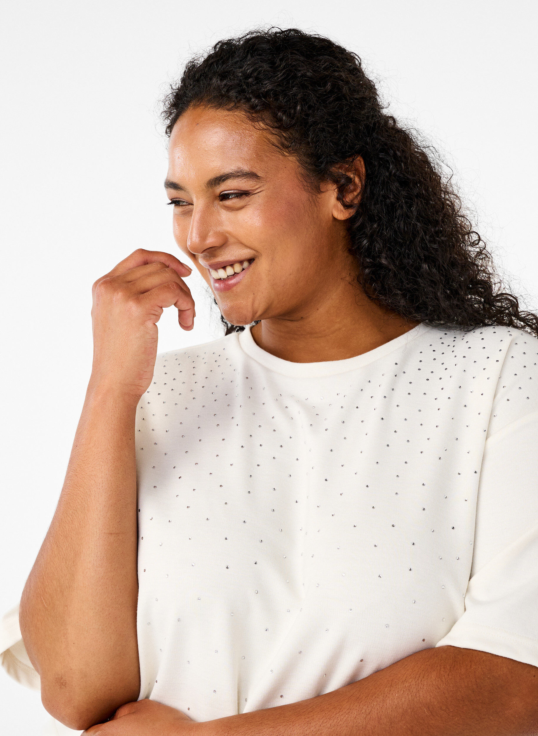 Zizzi T-skjorte med strass og rund hals, Hvit, Model image number 3