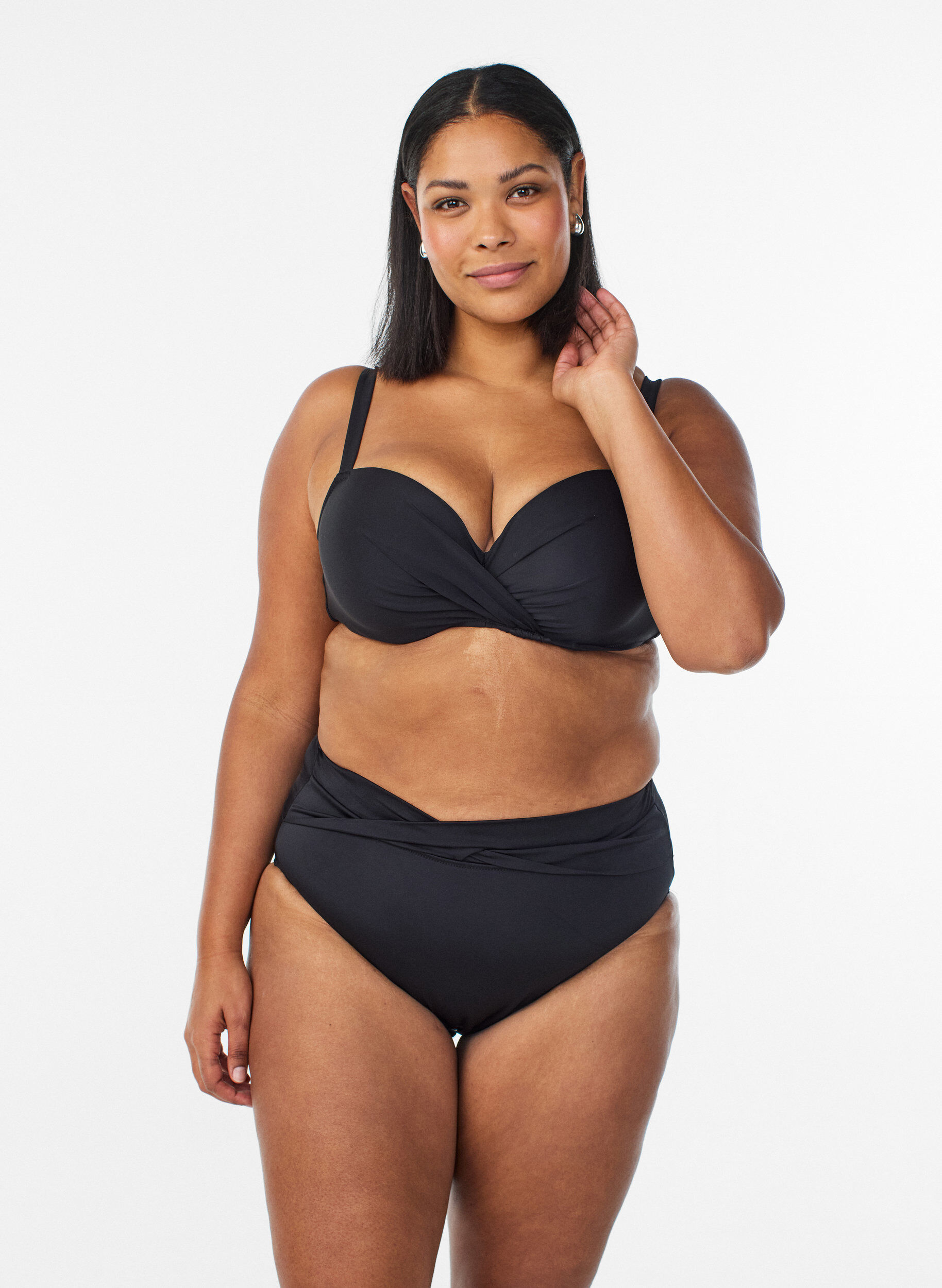 Bikinitruser med omslagsdetaljer, Svart, Model