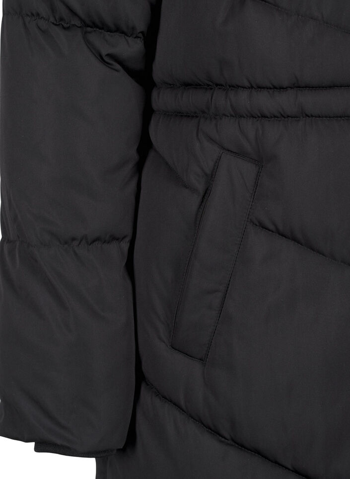 Mellomlang vattert jakke med hette, Black, Packshot image number 3