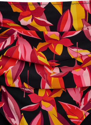 Zizzi Bikinitruser med trykk og høy midje, Rød, Packshot image number 2