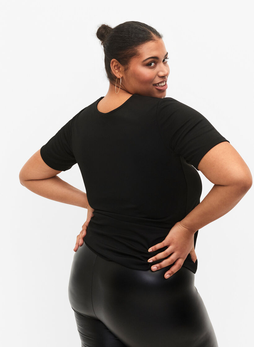 Vendbar bluse med snøredetaljer, Black, Model image number 1