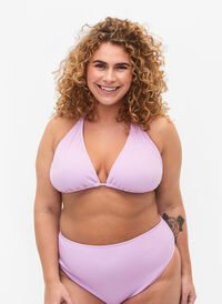 Trekantbikini med kreppet struktur, Orchid Bouquet, Model