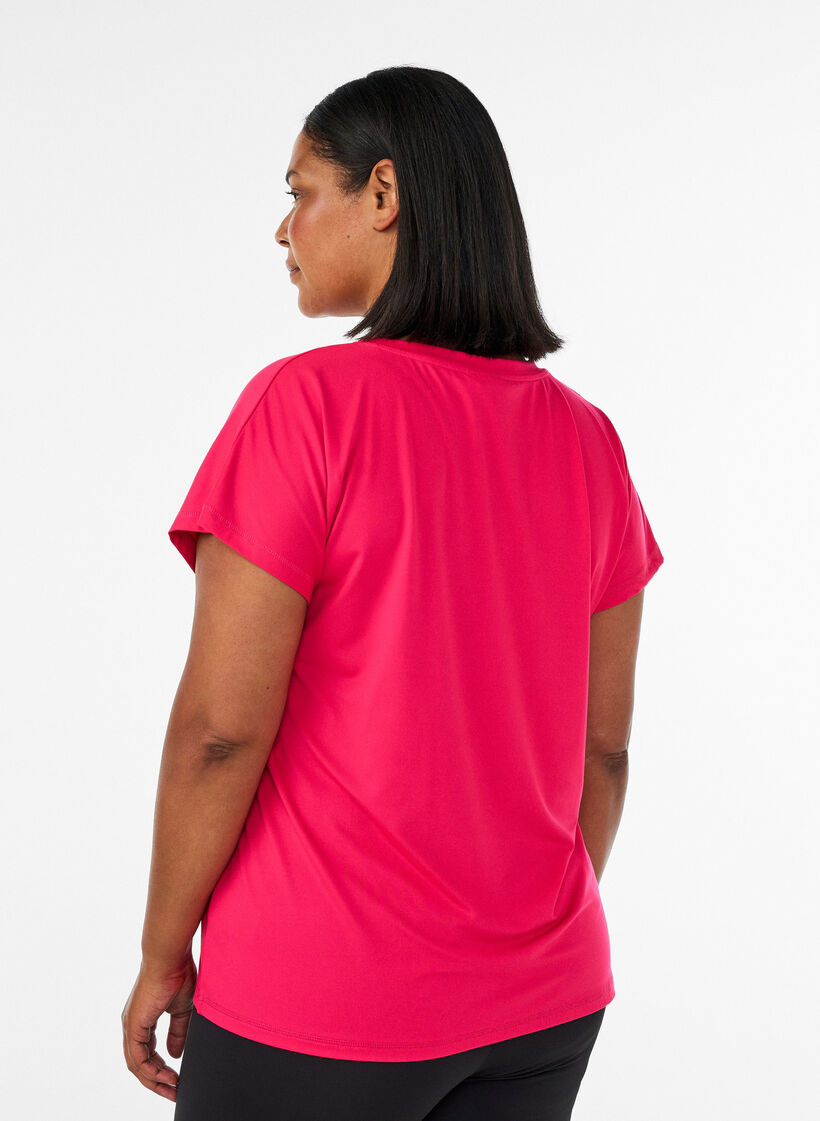 L&oslash;stsittende trenings-t-skjorte med v-hals, Rosa, Model image number 2